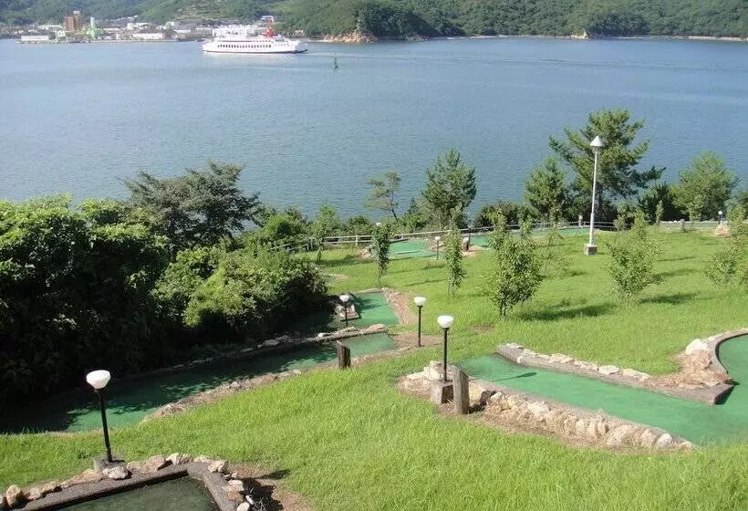 בית מלון כפרי Green Plaza Shodoshima