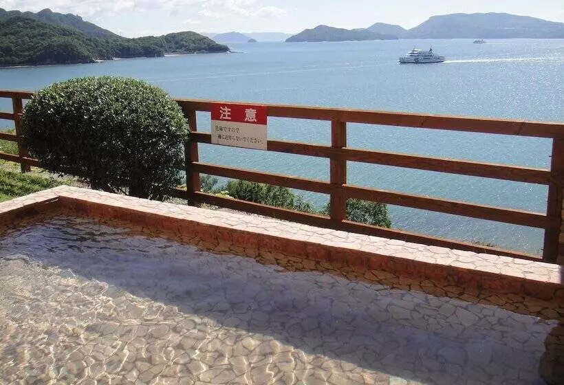 בית מלון כפרי Green Plaza Shodoshima