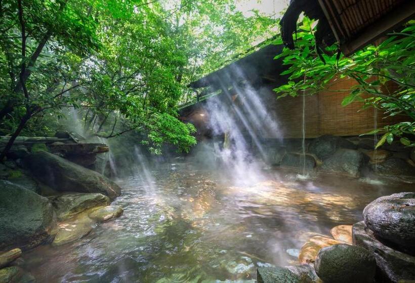 فندق Kurokawa Onsen Oyado Noshiyu