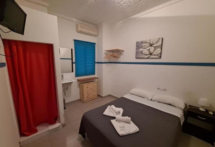 فندق Pensión Alicante By Moontels