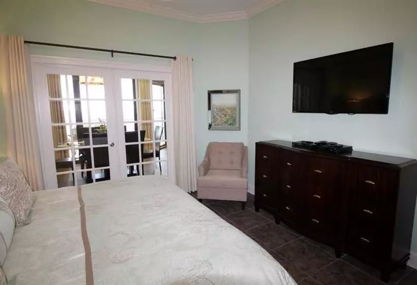 Phoenix West Ii By Luxury Gulf Rentals