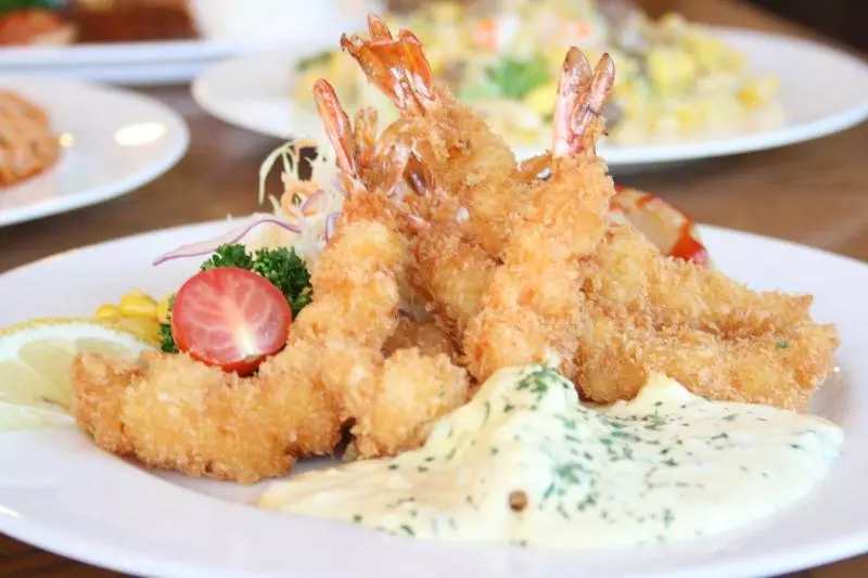ホテル & Restaurant On The Beach Lue