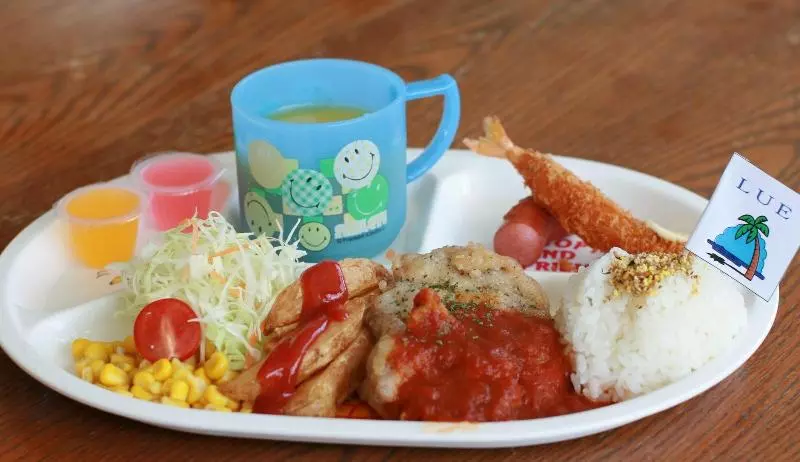ホテル & Restaurant On The Beach Lue