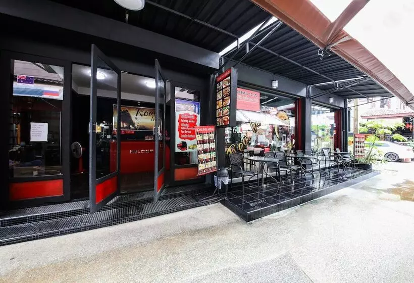 בית מלון כפרי Roar Inn Patong