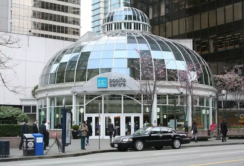 Level Vancouver Yaletown Seymour