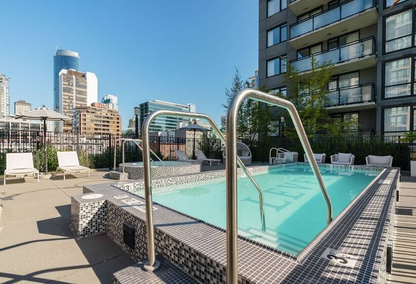 Level Vancouver Yaletown Seymour