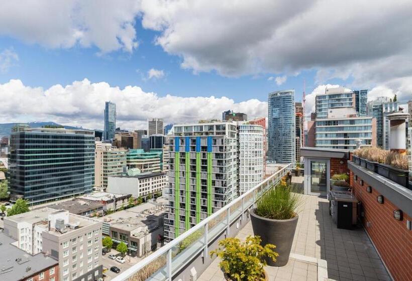 Level Vancouver Yaletown Seymour