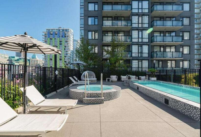 Level Vancouver Yaletown Seymour