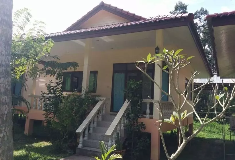 Pensión Paradise Garden Resort