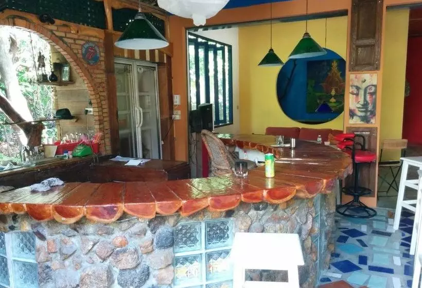 Pensión Paradise Garden Resort