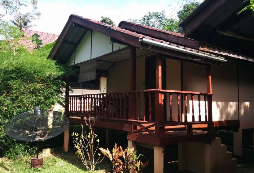 ペンション Paradise Garden Resort