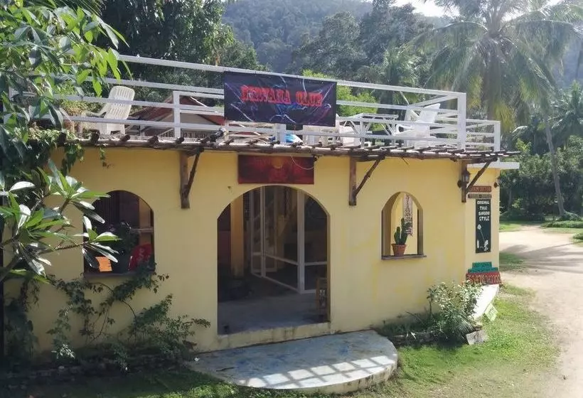 Pensión Paradise Garden Resort