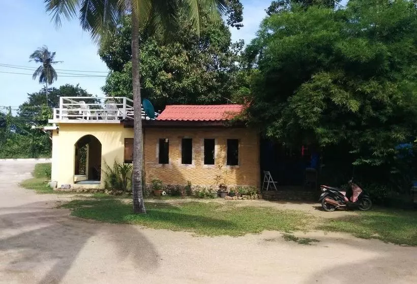 Pensión Paradise Garden Resort