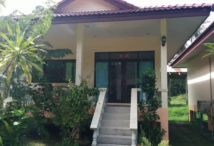 Pensión Paradise Garden Resort