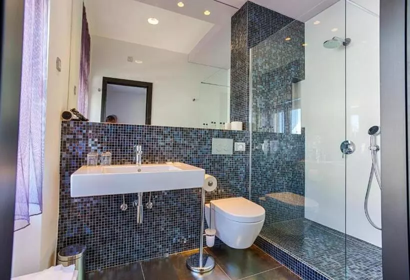 پانسیون Starlight Luxury Rooms