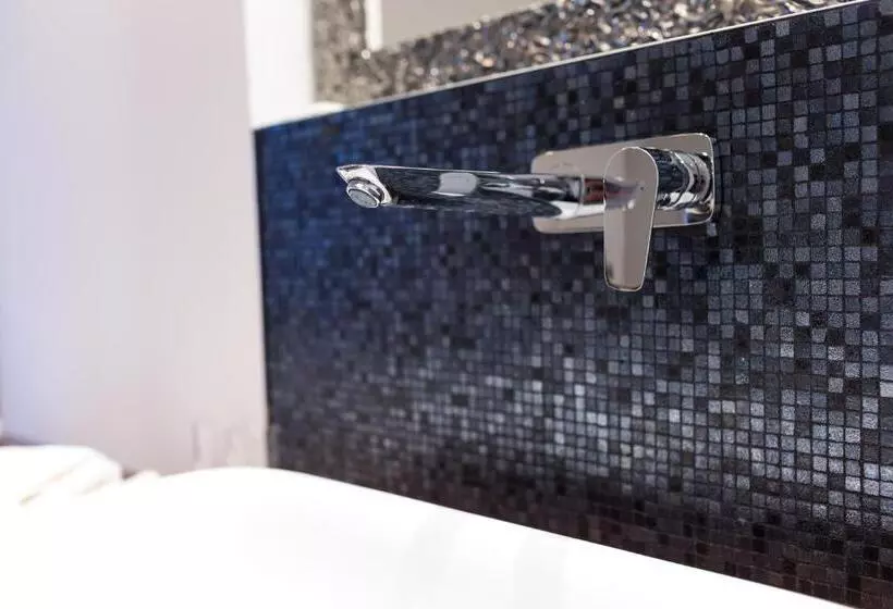 پانسیون Starlight Luxury Rooms