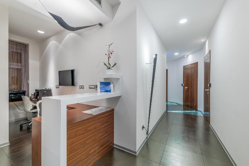 膳宿费 Starlight Luxury Rooms