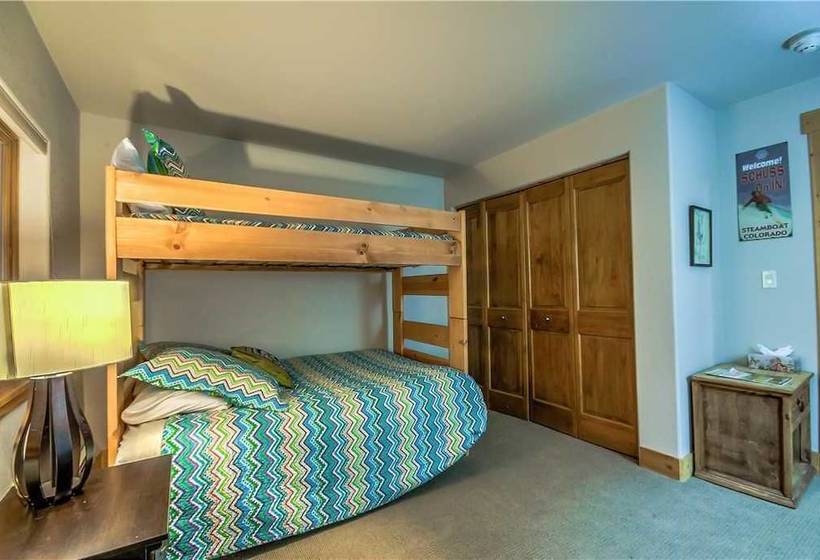 Residences At Old Town By Retreatia