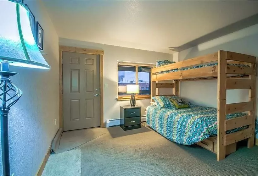 Residences At Old Town By Retreatia