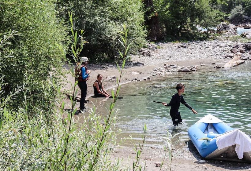 هتل Grab Ethno Village And Camp