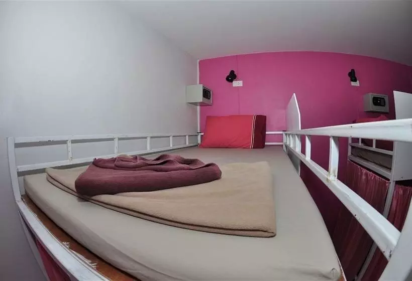 Hospedaria Alena Dorm Room