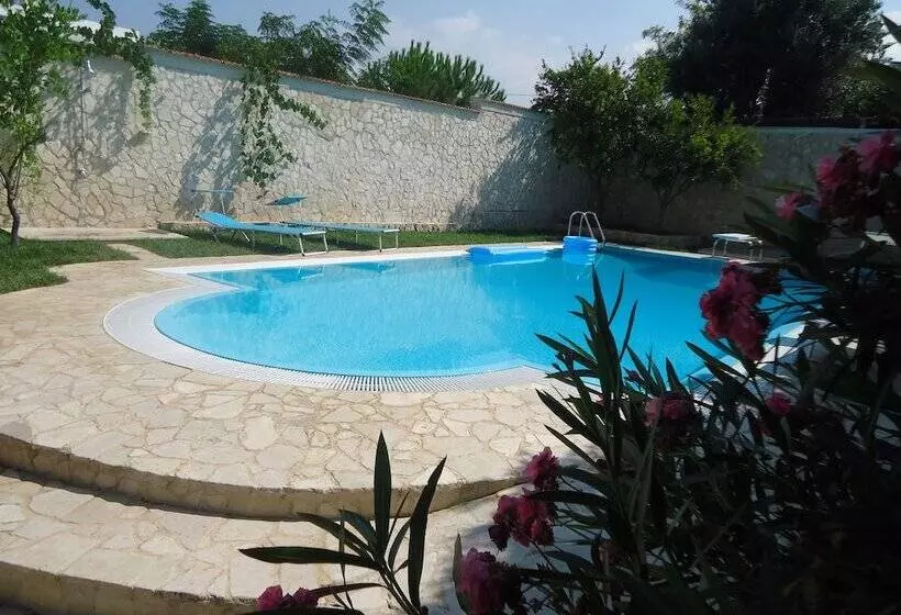 تختخواب و صبحانه Villa Dafne