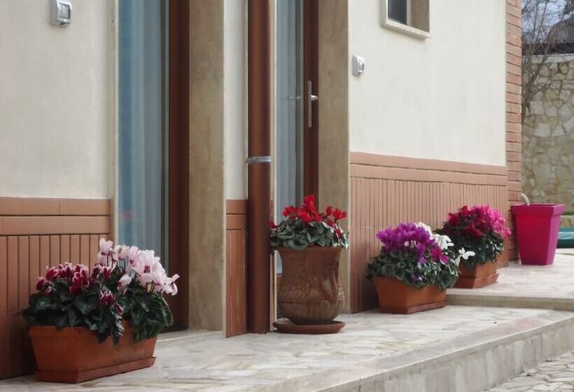 تختخواب و صبحانه Villa Dafne