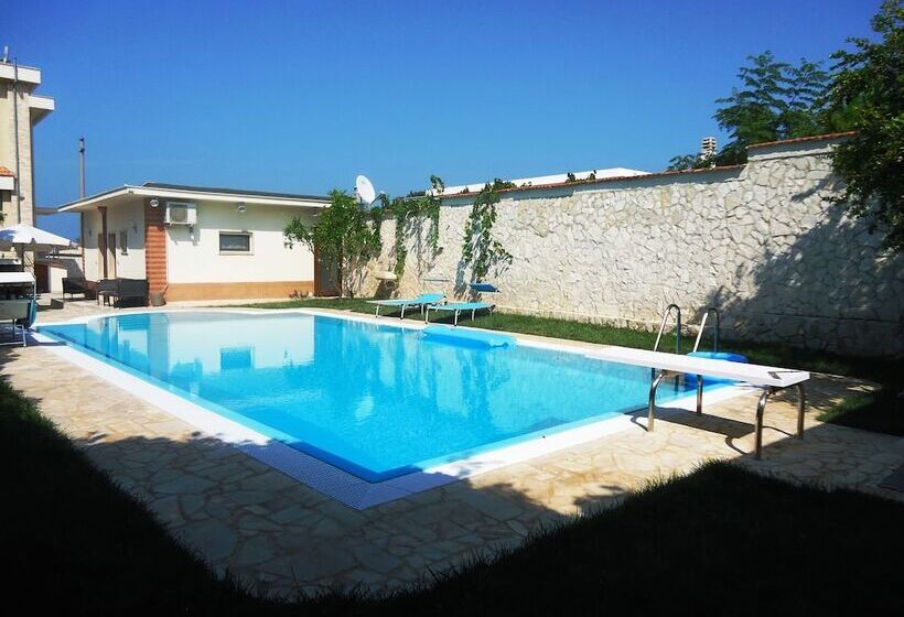 تختخواب و صبحانه Villa Dafne