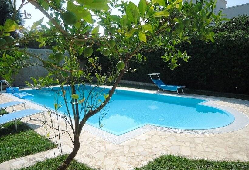 تختخواب و صبحانه Villa Dafne