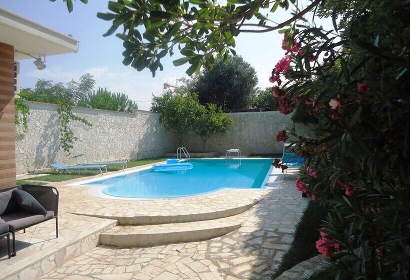 تختخواب و صبحانه Villa Dafne