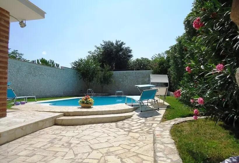 تختخواب و صبحانه Villa Dafne