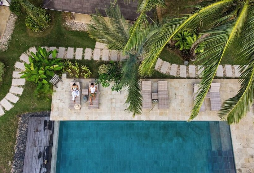 Cadlao Resort And Restaurant