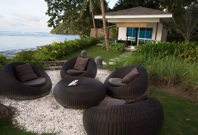 Cadlao Resort And Restaurant