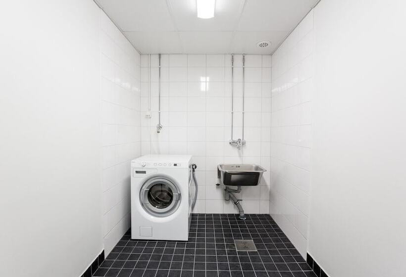 Forenom Aparthotel Helsinki Herttoniemi