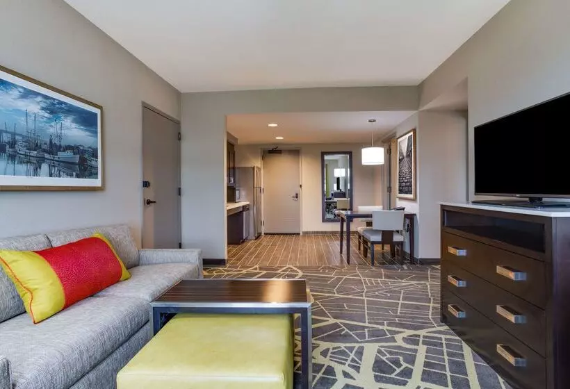 Homewood Suites By Hilton Savannah Historic Dist/riverfront