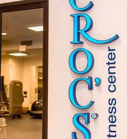 Hotel Croc S Resort & Casino