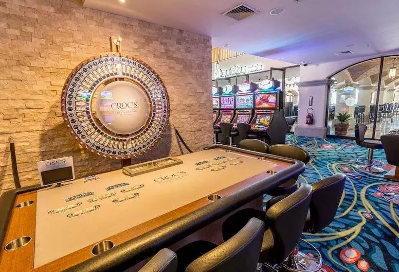 Hotel Croc S Resort & Casino