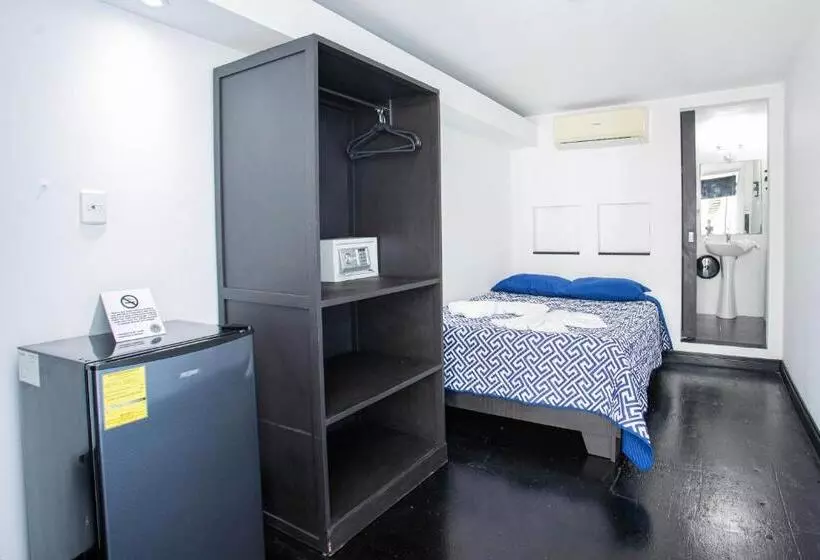 Отель El Faro Containers Beach