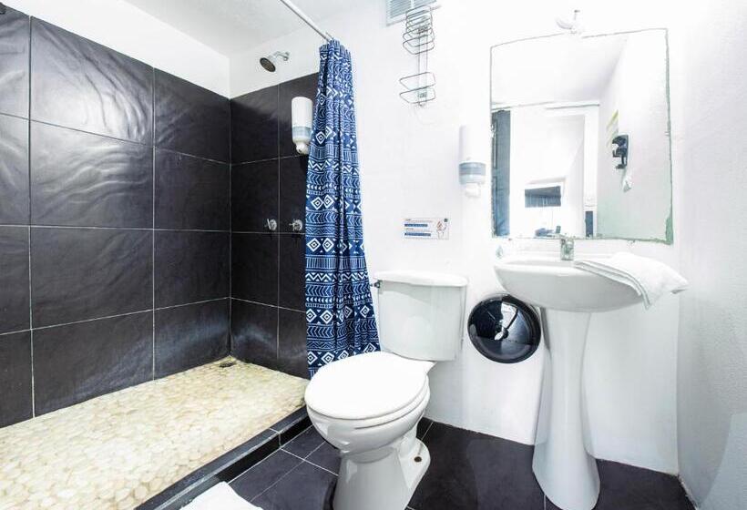 فندق El Faro Containers Beach