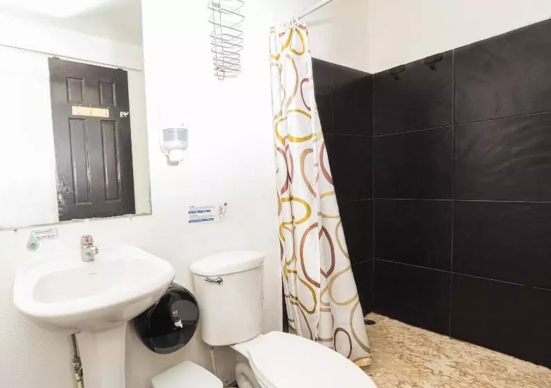 Отель El Faro Containers Beach