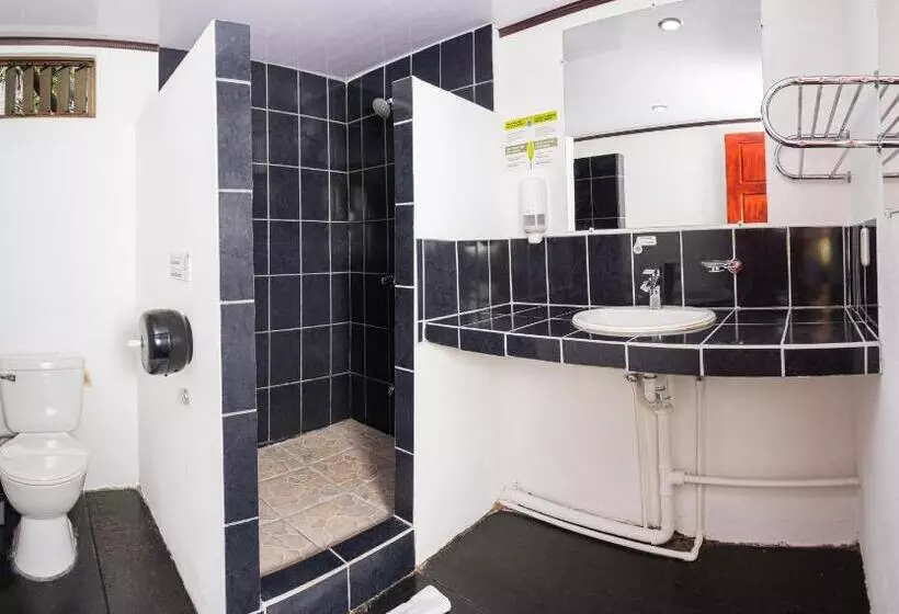 Отель El Faro Containers Beach