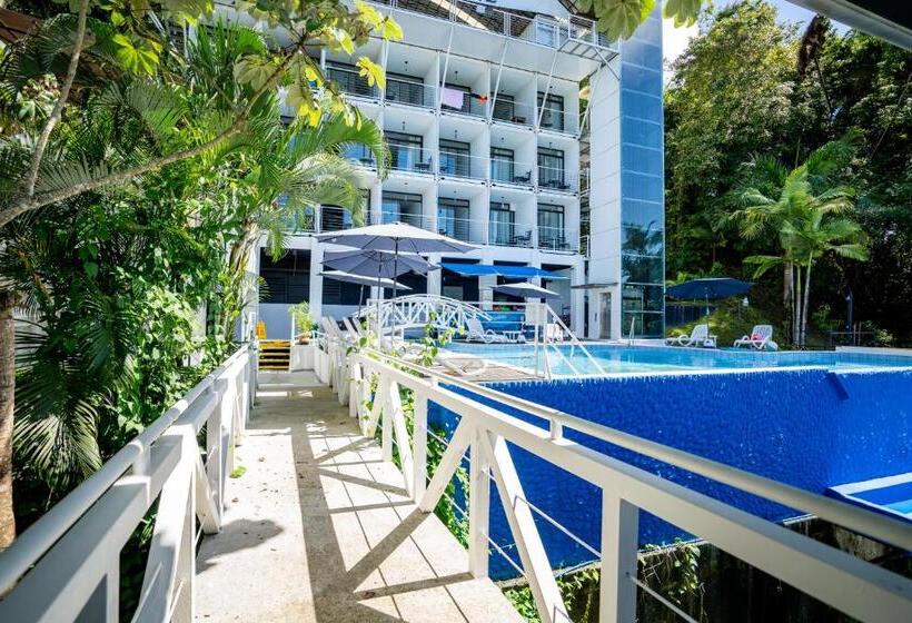 فندق El Faro Containers Beach