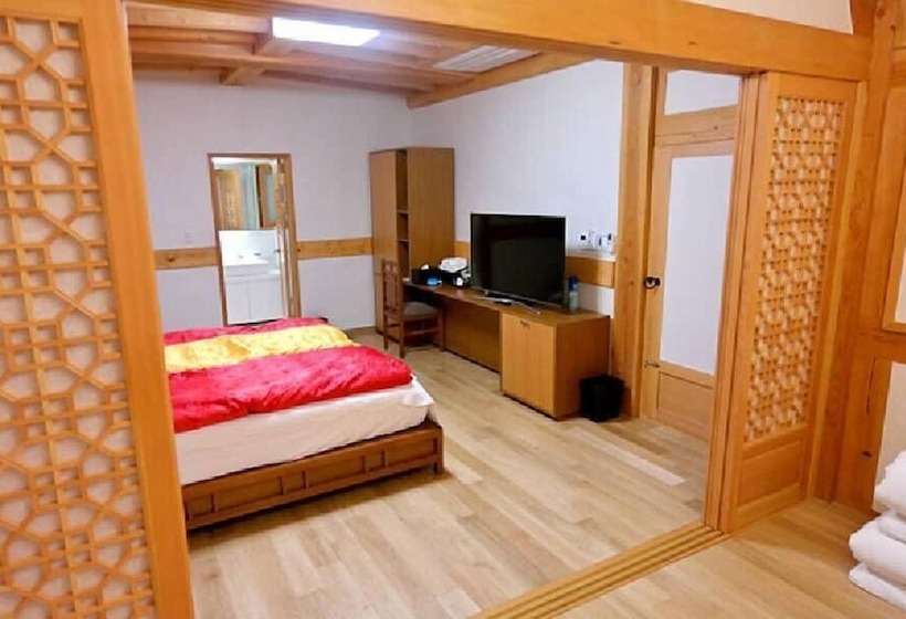 Hotel Gyeongju Hwangnamkwan Hanok