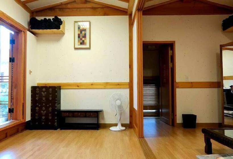 Hotel Gyeongju Hwangnamkwan Hanok