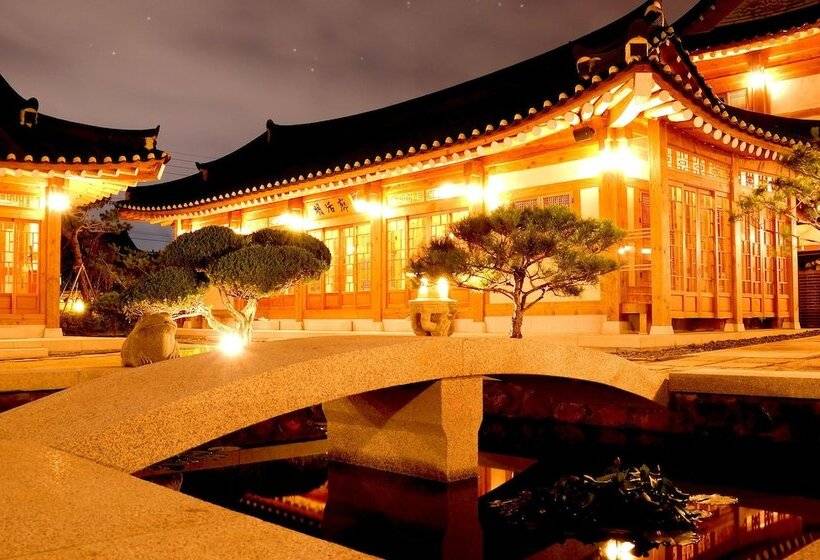 Hotel Gyeongju Hwangnamkwan Hanok
