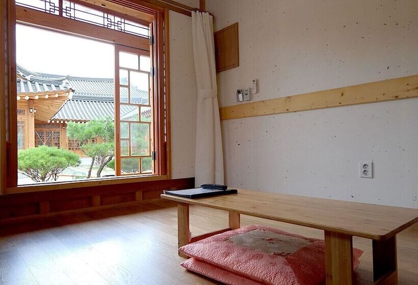 Hotel Gyeongju Hwangnamkwan Hanok
