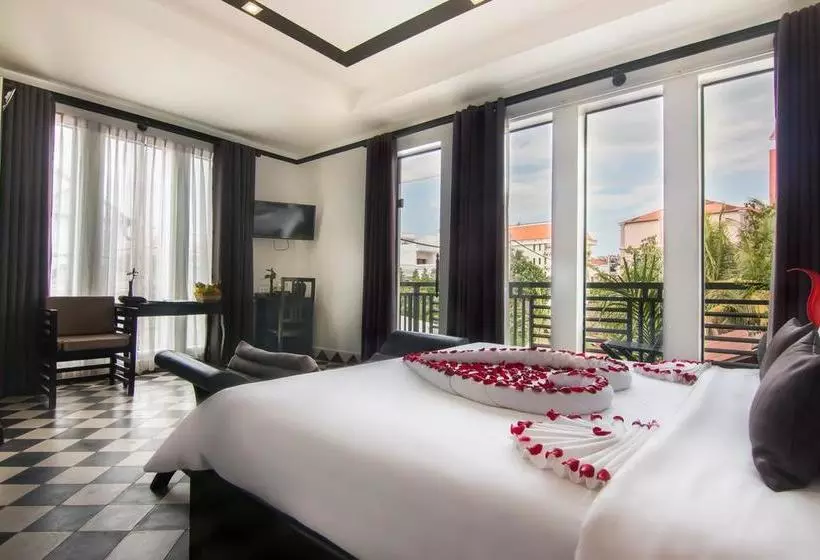 هتل La Da Kiri Boutique