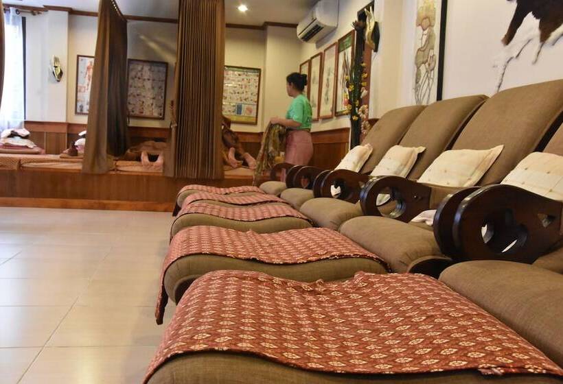 Отель Lotus Paradise Resort