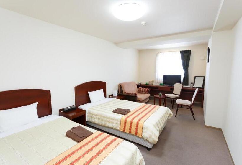 فندق Peace Island Miyakojima Shiyakusho Tori