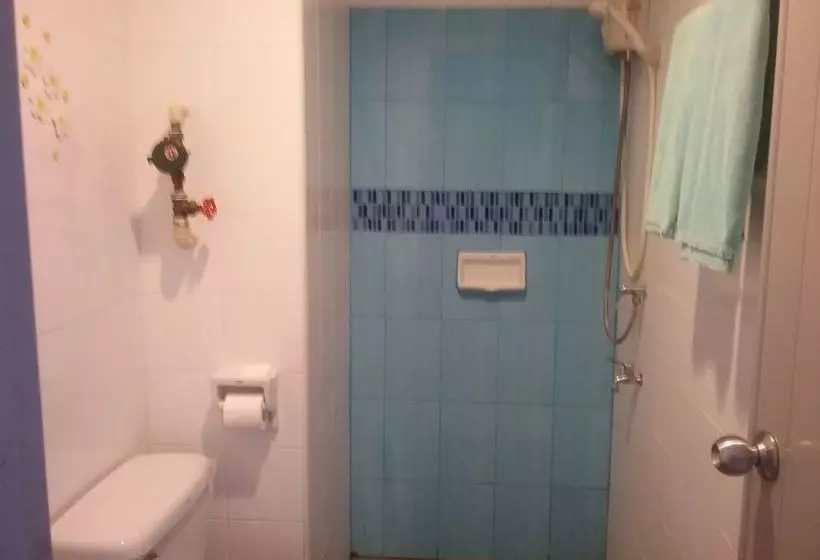 בית מלון כפרי Thassanee